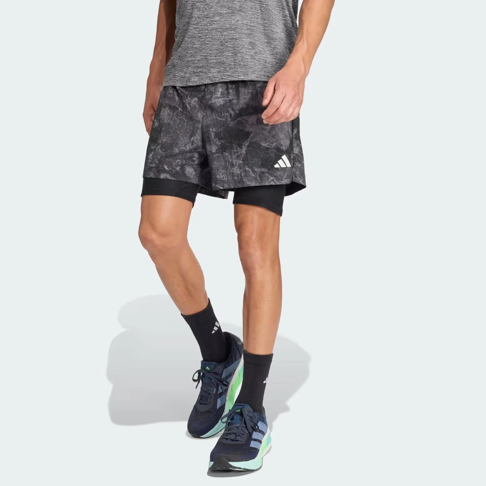 adidas Own The Run Spray Dye 2in1 Short - Shorty Mężczyźni