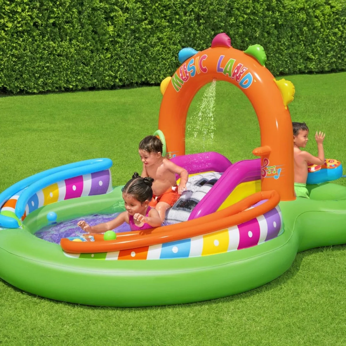 Bestway 1053117Xxx21 9'8" X 6'3" X 54"/2.95M X 1.90M X 1.37M Sing 'N Splash Play Center