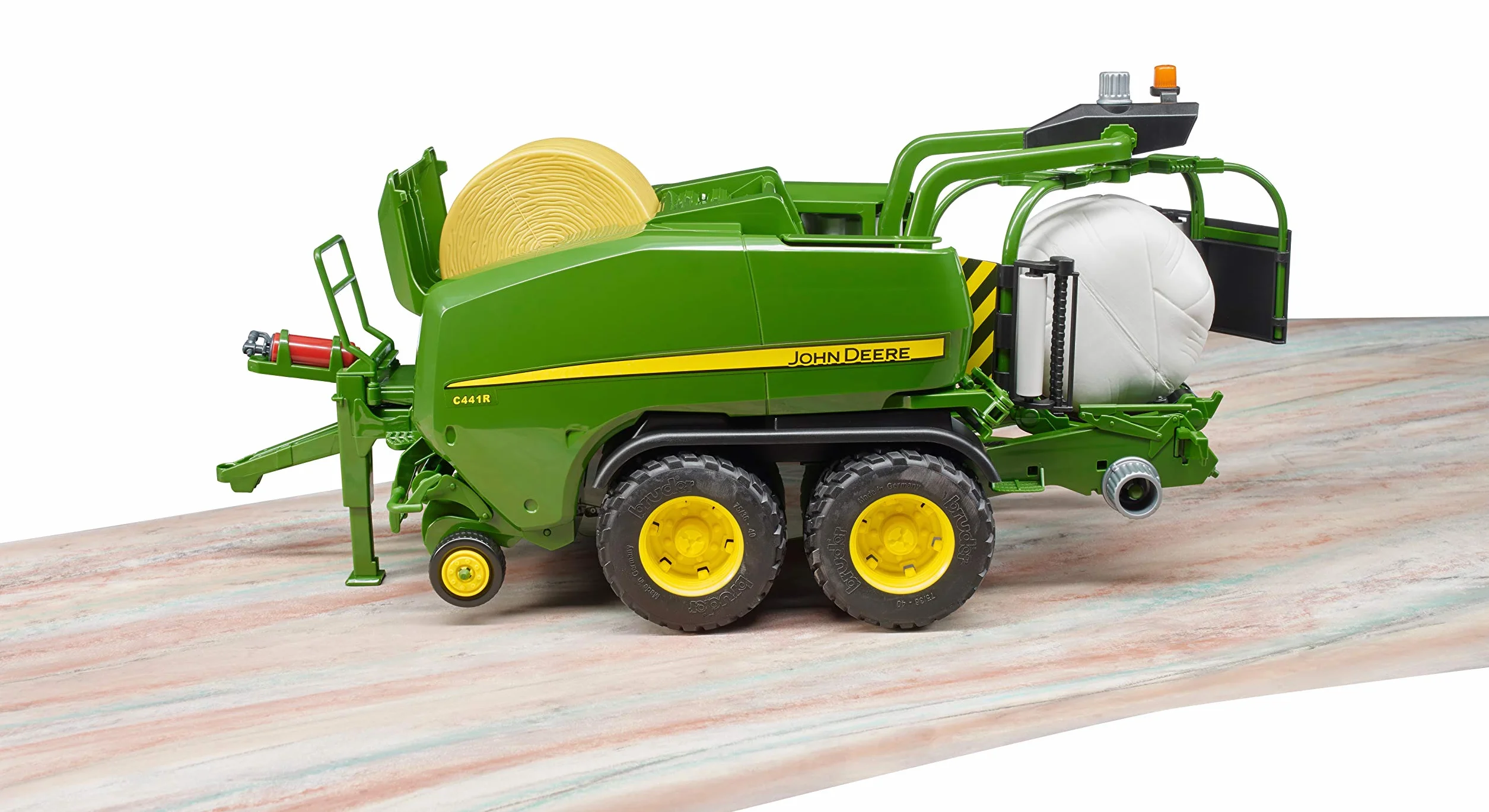 bruder 02032 - John Deere C441R owijarka do bel okrągłych - 1:16 Farma, rolnictwo, ciągnik, przyczepa, kombajn, owijarka do bel, akcesoria do kombajnów