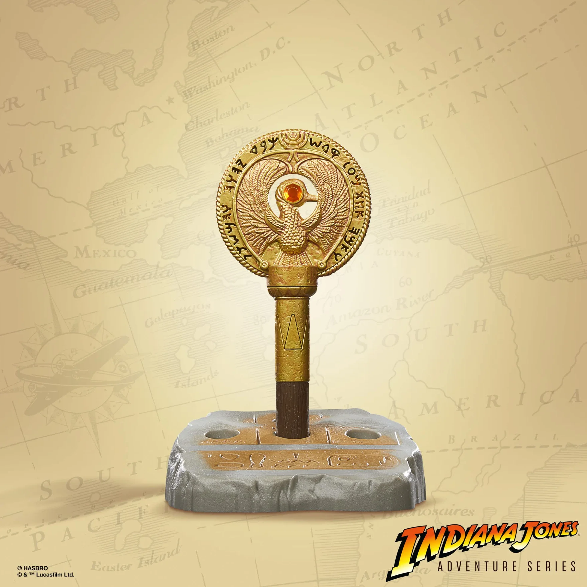 Hasbro Indiana Jones and the Raiders of Lost Ark Adventure Series Staff Ra nakrycie głowy, lekki FX, kostium, F8033, wielokolorowy