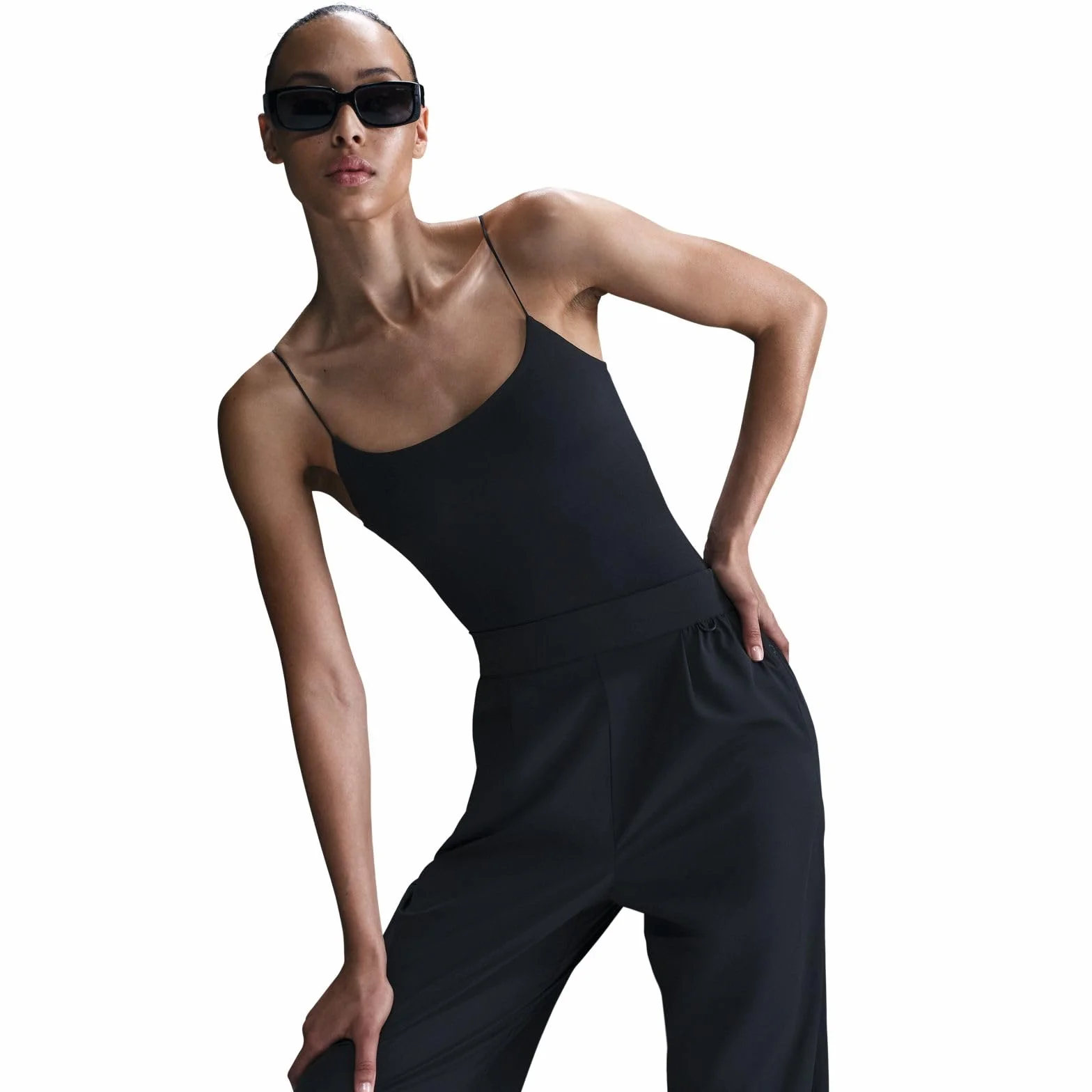 NIKE Nike 24.7 Perfectstretch Dri-fit-hose Mit Hohem Bund Und Weitem Bein (Damen) - Spodnie Kobiety