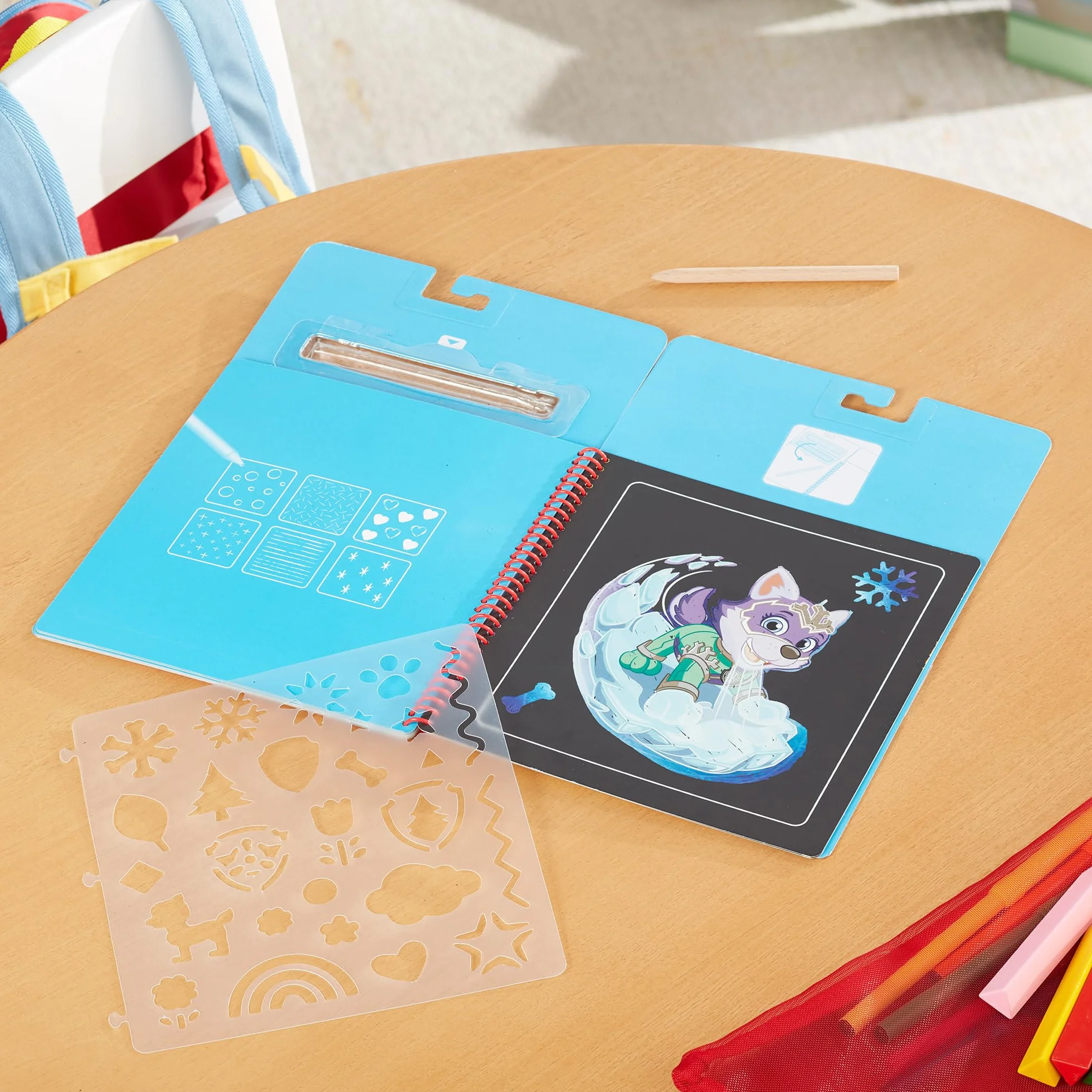 Melissa & Doug PAW Patrol Skye | Zdrapki | Rękodzieło | Prezent świąteczny | Sztuka do zdrapywania | Sztuka i rzemiosło | 4+ | Prezent dla chłopca lub dziewczyny
