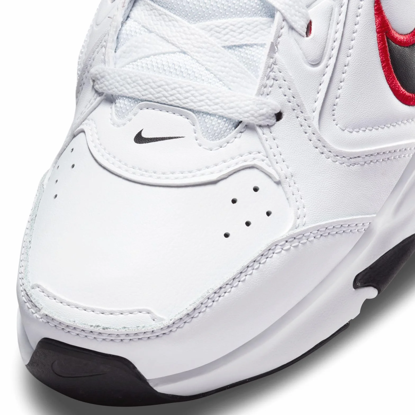 NIKE Defy All Day Sneakersy Mężczyźni