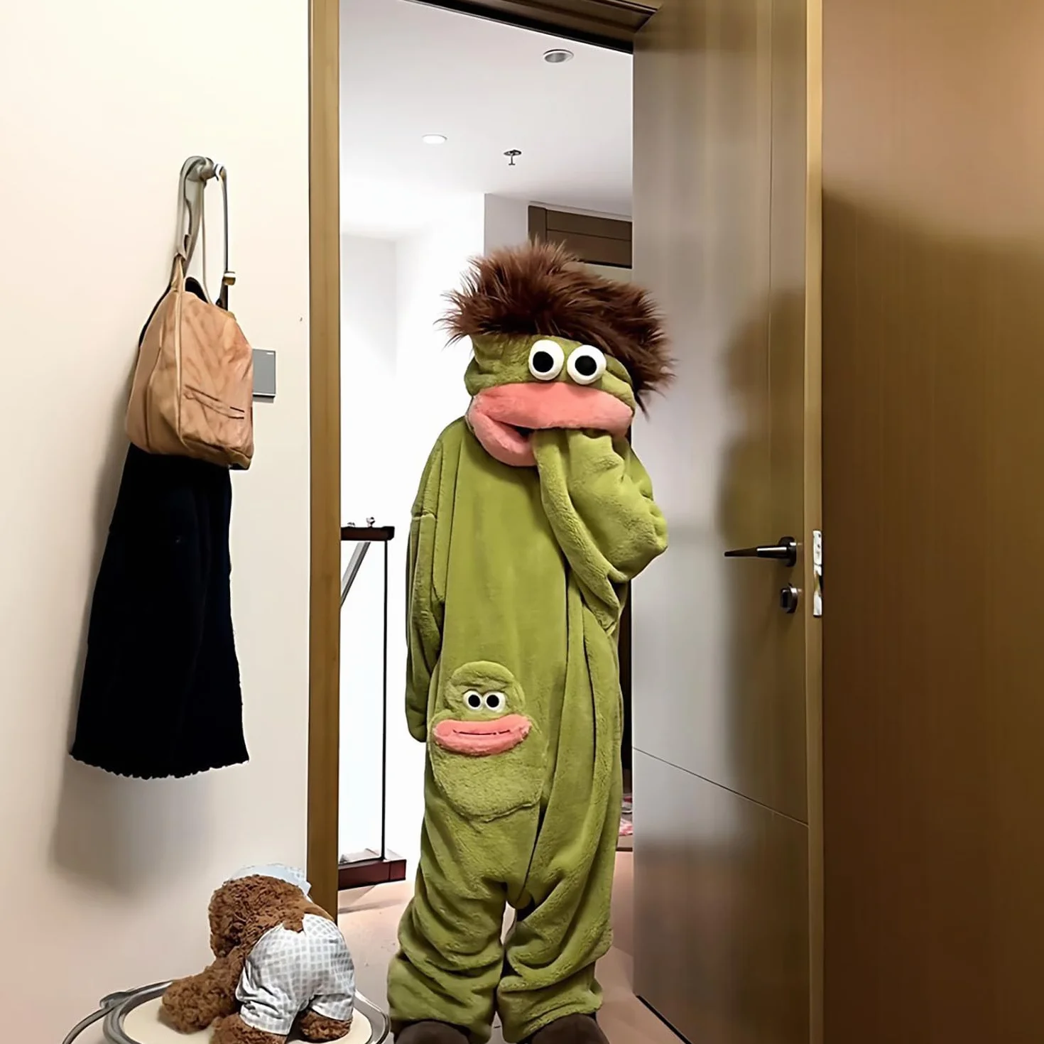 Silly Onesie Green Plush Monster Onesie piżama, przytulne body z miękkiej tkaniny, długie rękawy, uroczy wzór kreskówkowy