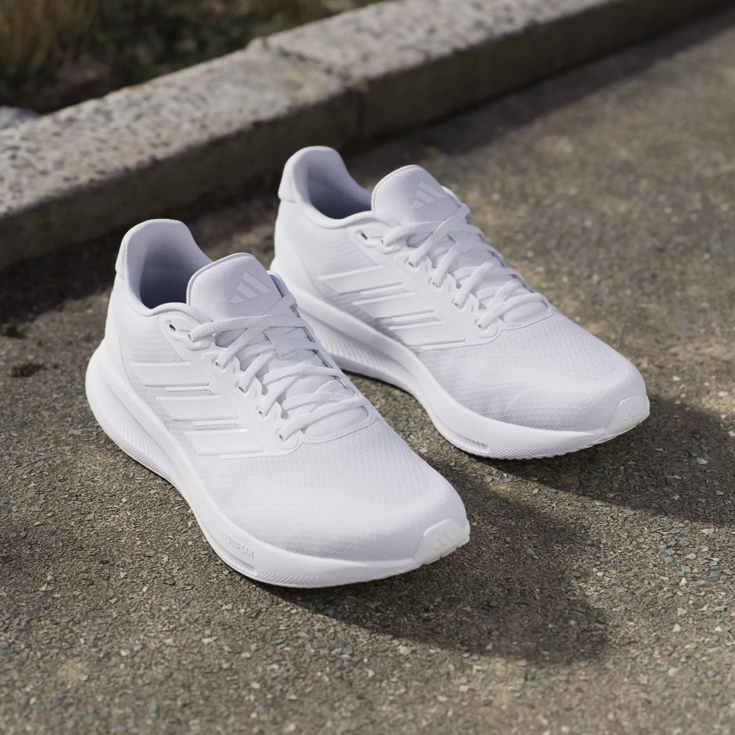 adidas Mężczyźni Runfalcon 5 Running ShoesButy do biegania