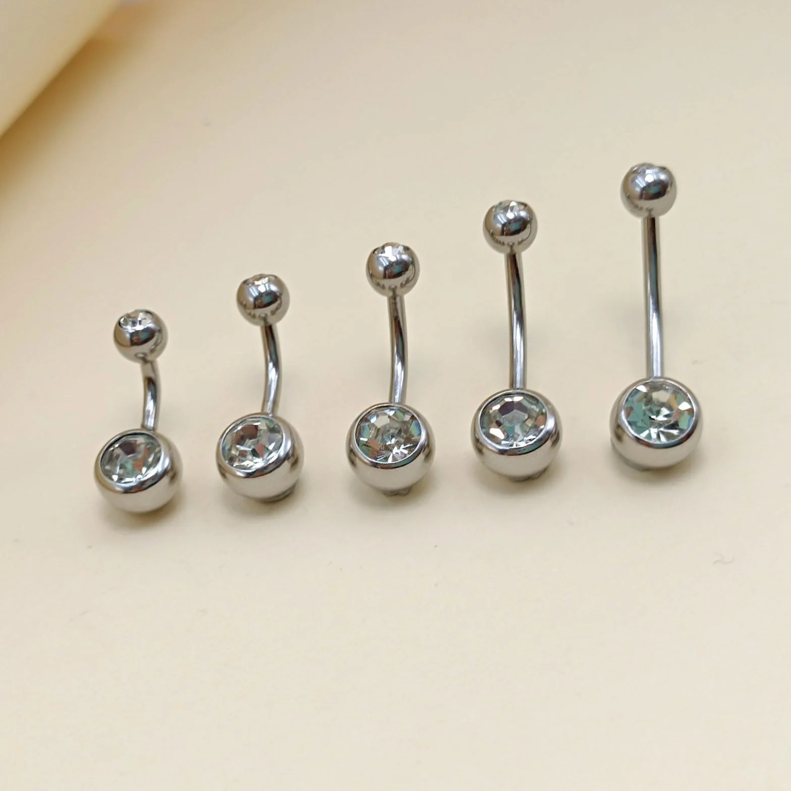4 sztuk piercing pępek stal chirurgiczna 6mm 8mm 10mm 12mm 14mm piercing pępek 14G srebrny złoty kryształ serce biżuteria do przekłuwania pępka