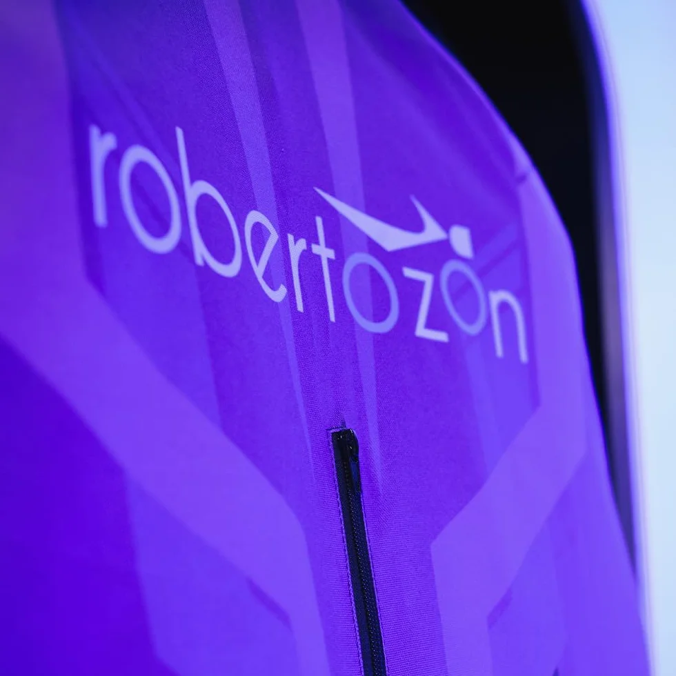 Xzone Skórzany kombinezon motocyklowy, pokrowiec premium na motocykl, oddychająca ochrona skórzanego kombinezonu – odporny na kurz i wilgoć, uniwersalne dopasowanie z wentylacją, liliowy