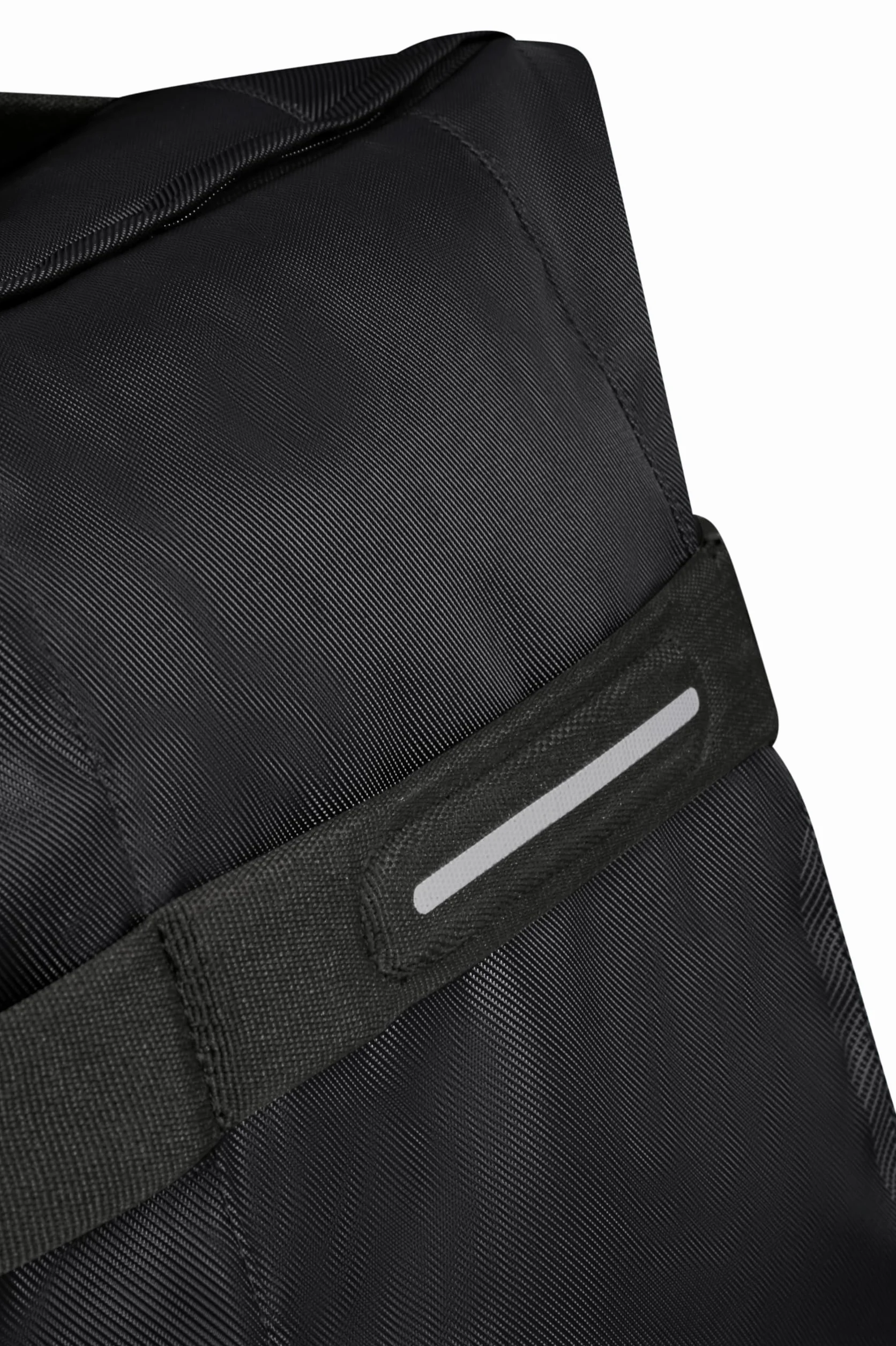 American Tourister Urban Track, Torba podróżna na 2 kółkach, 78.5 cm, 116 L, Czarny asfaltowy