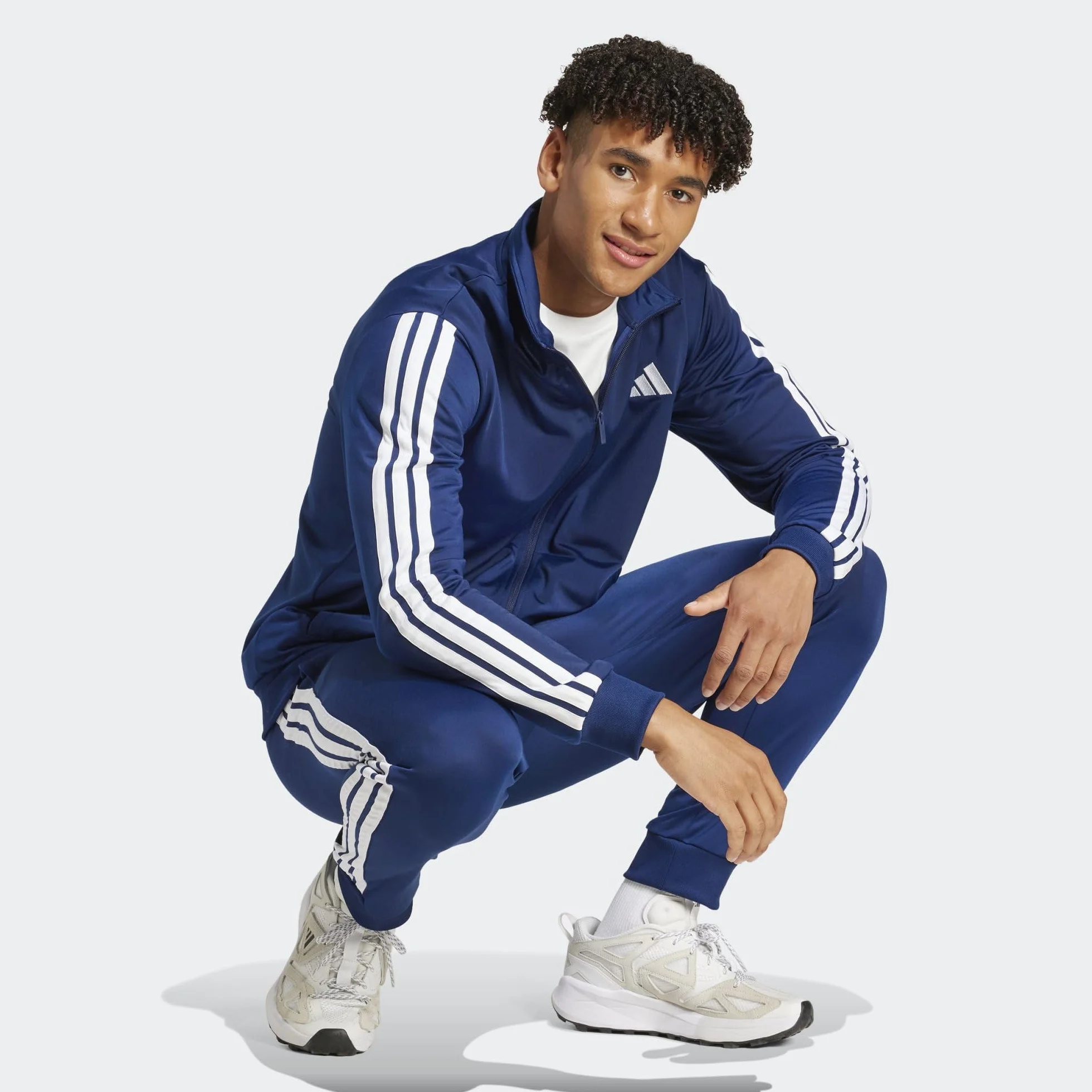 adidas Mężczyźni SPORTSWEAR BASIC 3 STRIPES TRICOT TRACKSUIT, Dark Blue, L