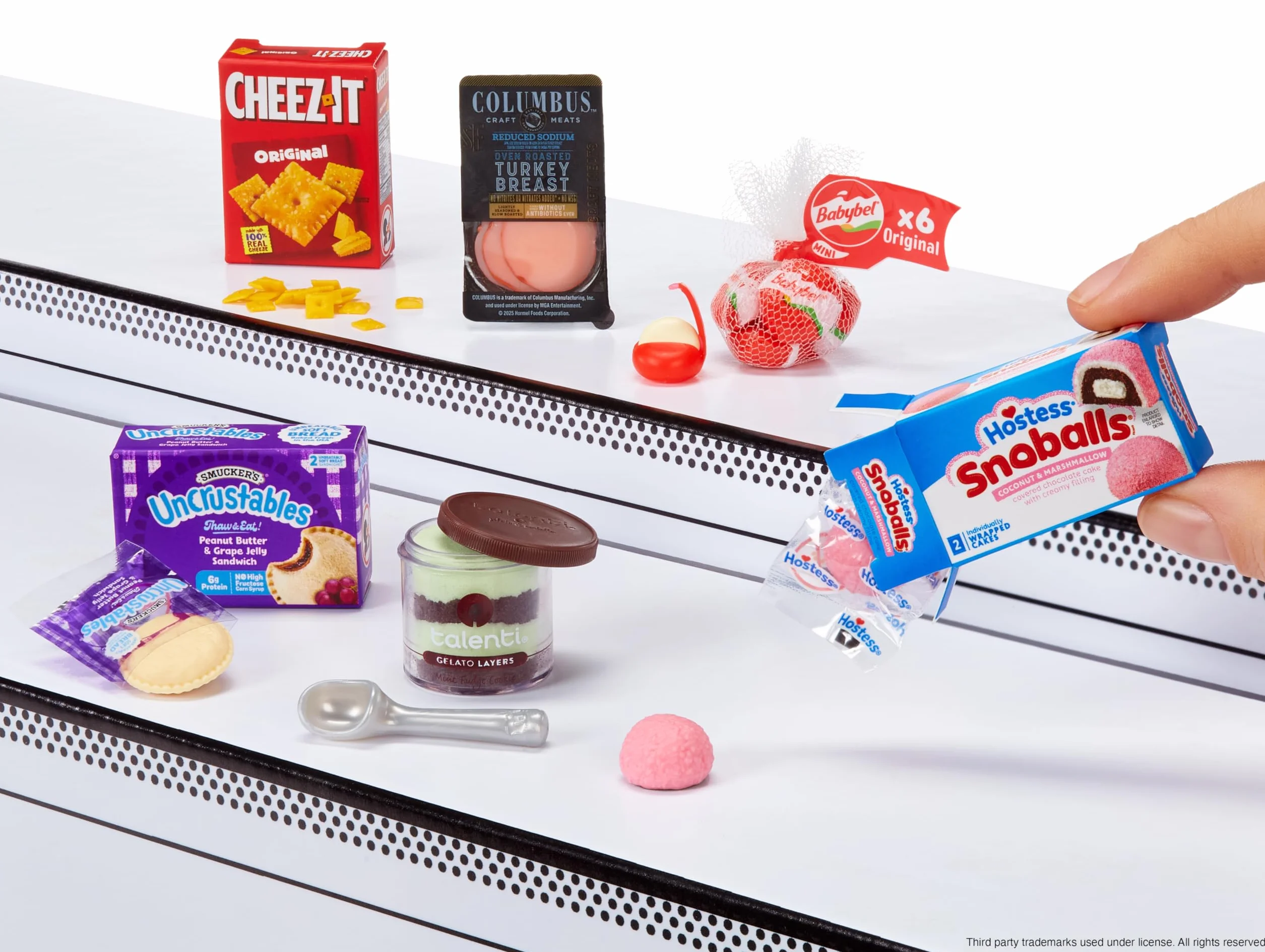 MGA's Miniverse Real Brands - Mini Przedmioty Kolekcjonerskie, Repliki Żywności, Marki Żywności, Niejadalne - dla Kolekcjonerów w Wieku 8+ Lat