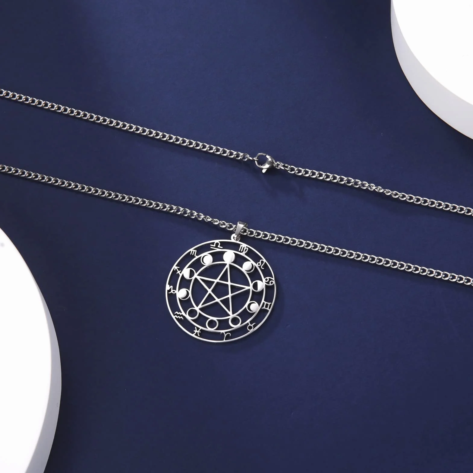 Dreamtimes Naszyjnik z wisiorkiem ze stali nierdzewnej, pentagram, 12 konstelacji, wisiorek celtycka, gwiazda, księżyc, wiccan, pogański naszyjnik, magiczny amulet, biżuteria dla mężczyzn i kobiet