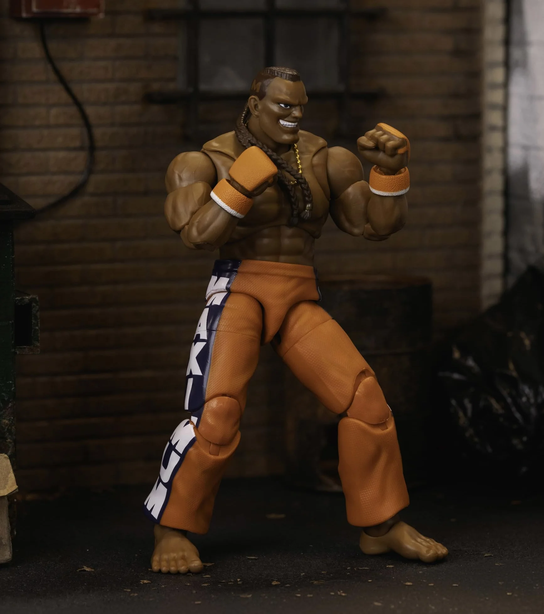 Jada Toys Street Fighter figurka DEE Jay (15 cm) - ruchoma figurka kolekcjonerska i akcji z Street Fighter 2: The Final Challengers, z alternatywną głową, rękami i akcesoriami, od 13 lat