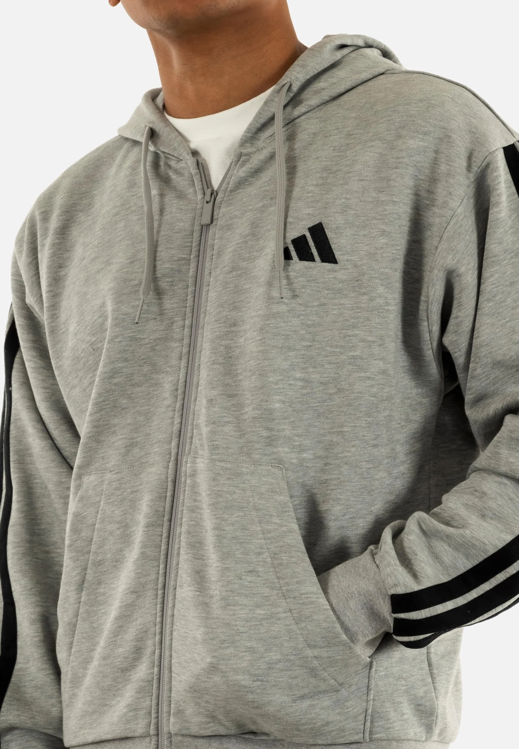 adidas Mężczyźni ESSENTIAL THREE STRIPES FLEECE ZIPPER HOODIE, medium grey heather/black, M