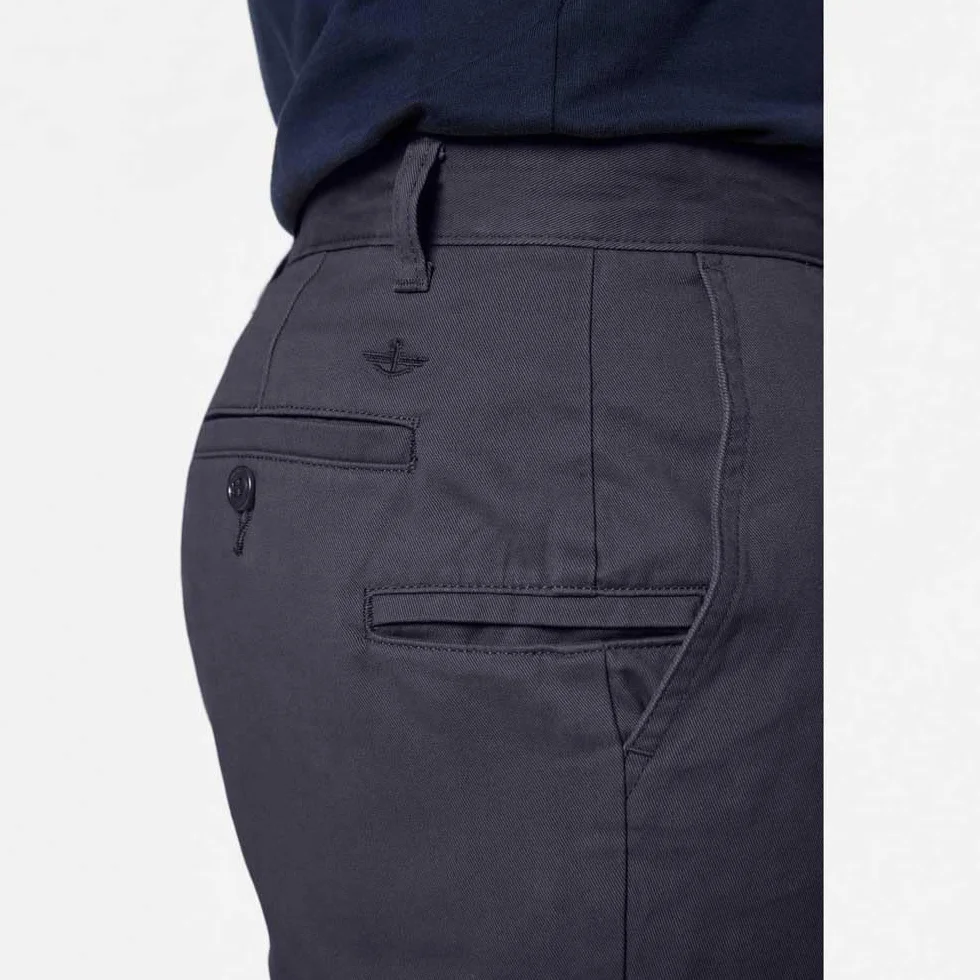 Dockers Perfect Short Classic Fit - Shorty Mężczyźni