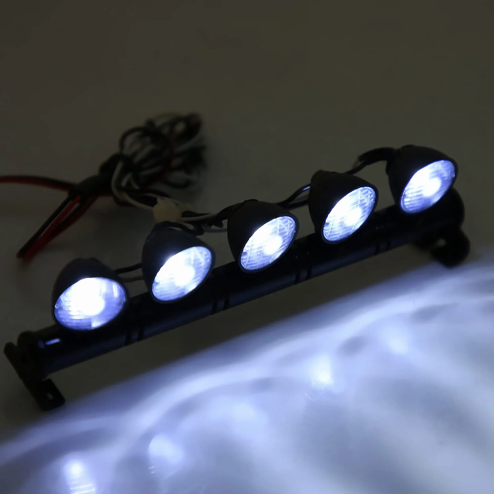Wpl B16 B36 Części do Huśtawek Metalowe Metalowe 5 Diod Led Listwa świetlna Reflektor Lampa Akcesoryjna część dla Axail Scx10 Rc Samochód 1/10 Rc światła Dachowe Rolle