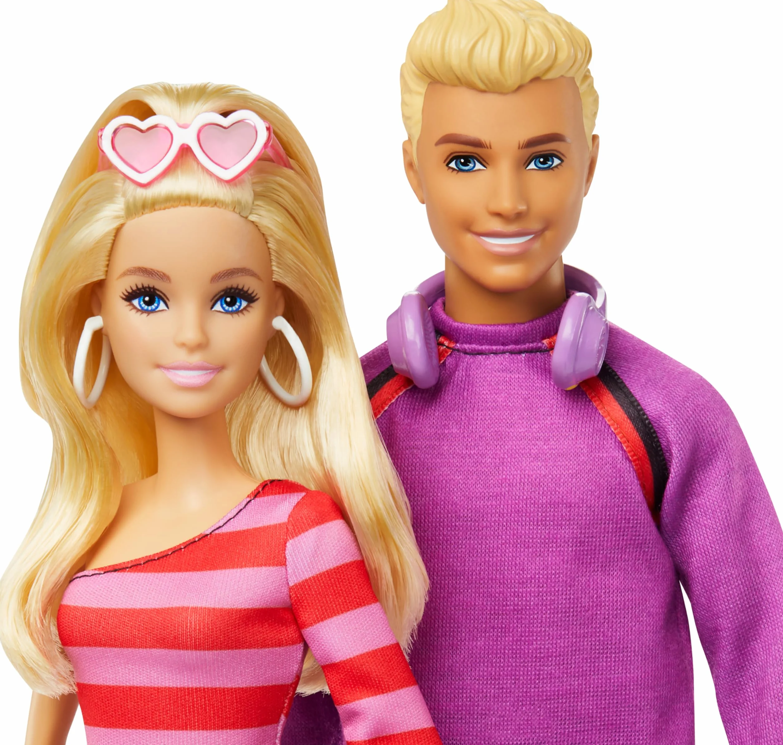 Barbie Fashionistas Barbie i Ken na wrotkach 65 rocznica Zestaw z 2 lalkami i 6 akcesoriami, HXK90