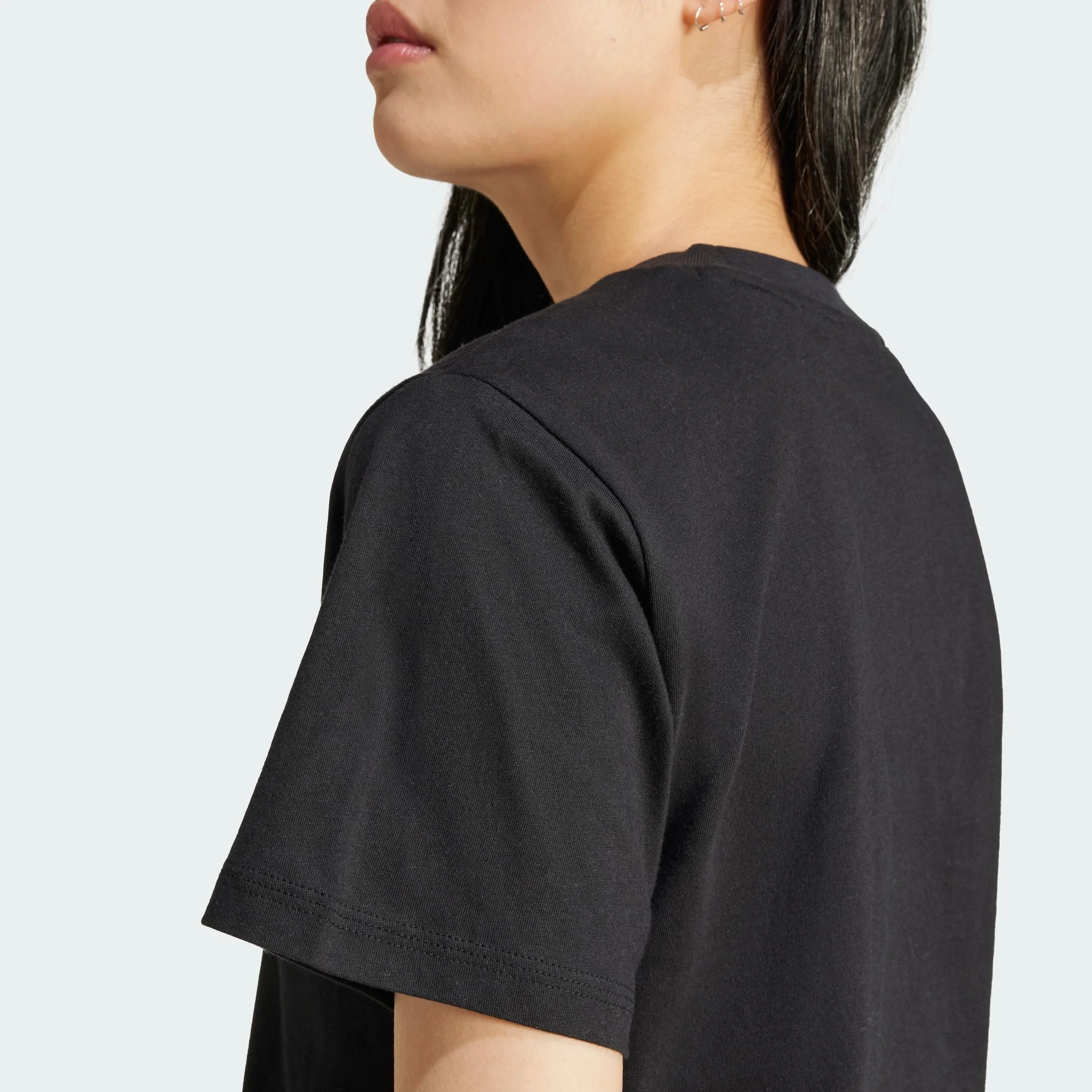 adidas Koszulka Kobiety Essentials Small Logo Cotton T-shirt