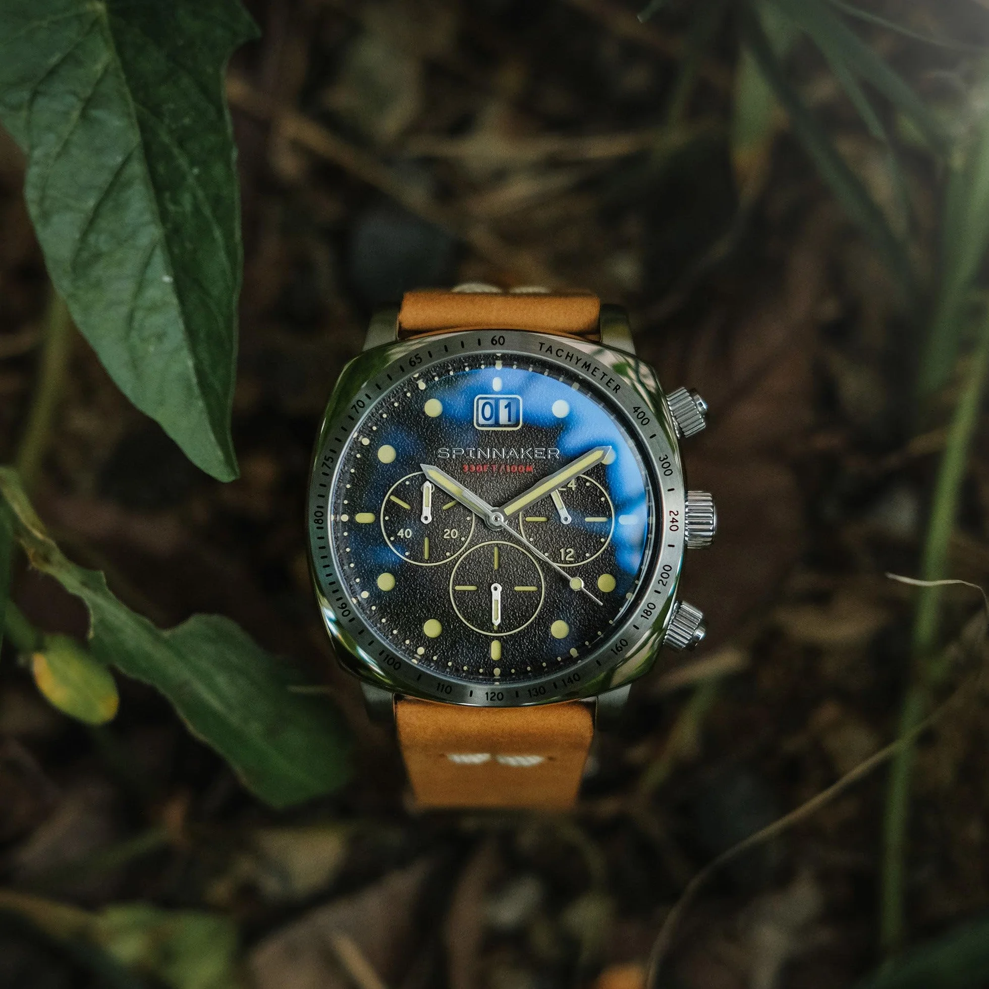 Spinnaker Męski zegarek Hull - chronograf - data - okrągła obudowa - stal nierdzewna - czarna tarcza - brązowy skórzany pasek - SP-5068-01, zielony, pasek