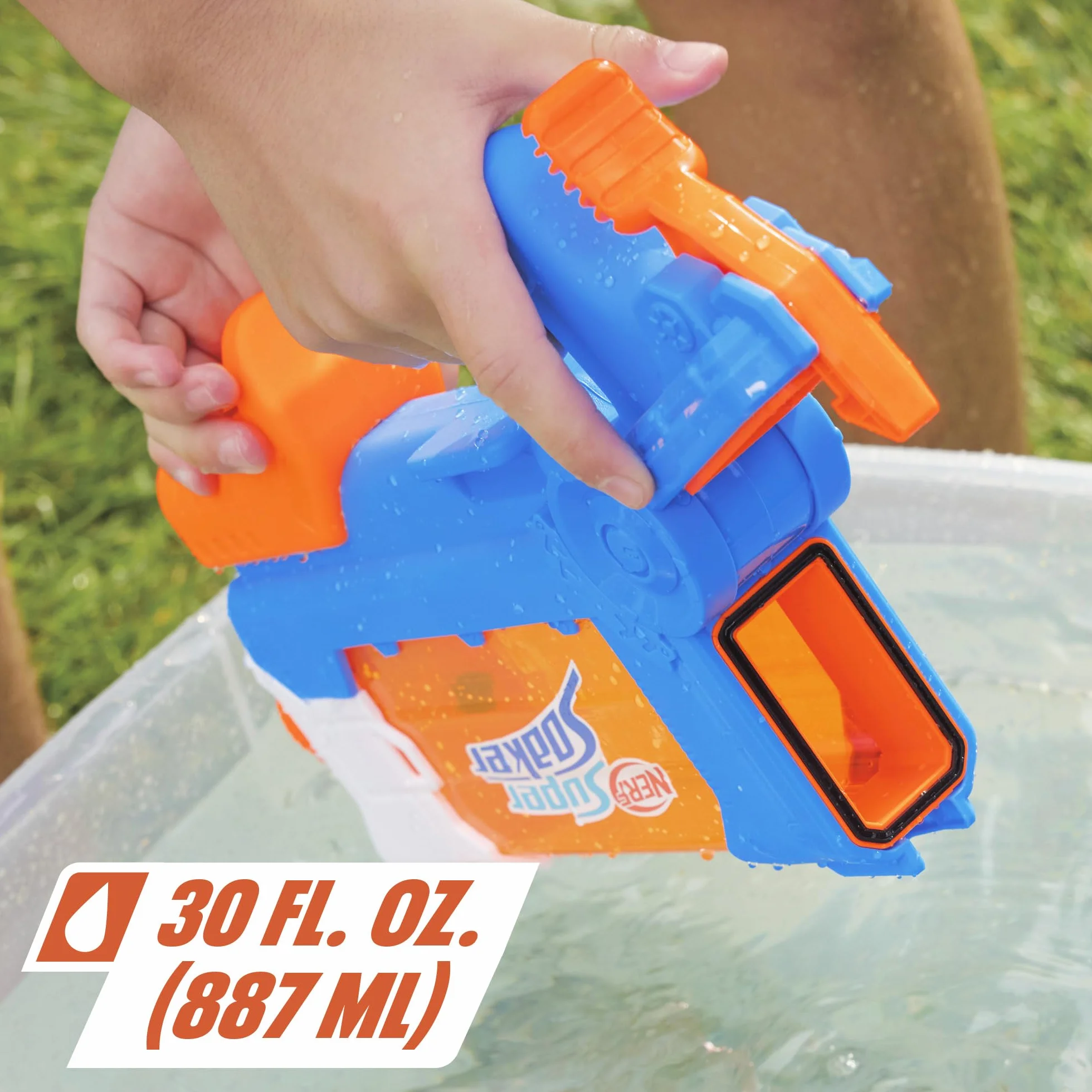 NERF Wyrzutnia wodna Nerf Super Soaker Flip Fill, 4 style polewania, szybkie napełnianie, zbiornik o pojemności 887 ml, wodne zabawki