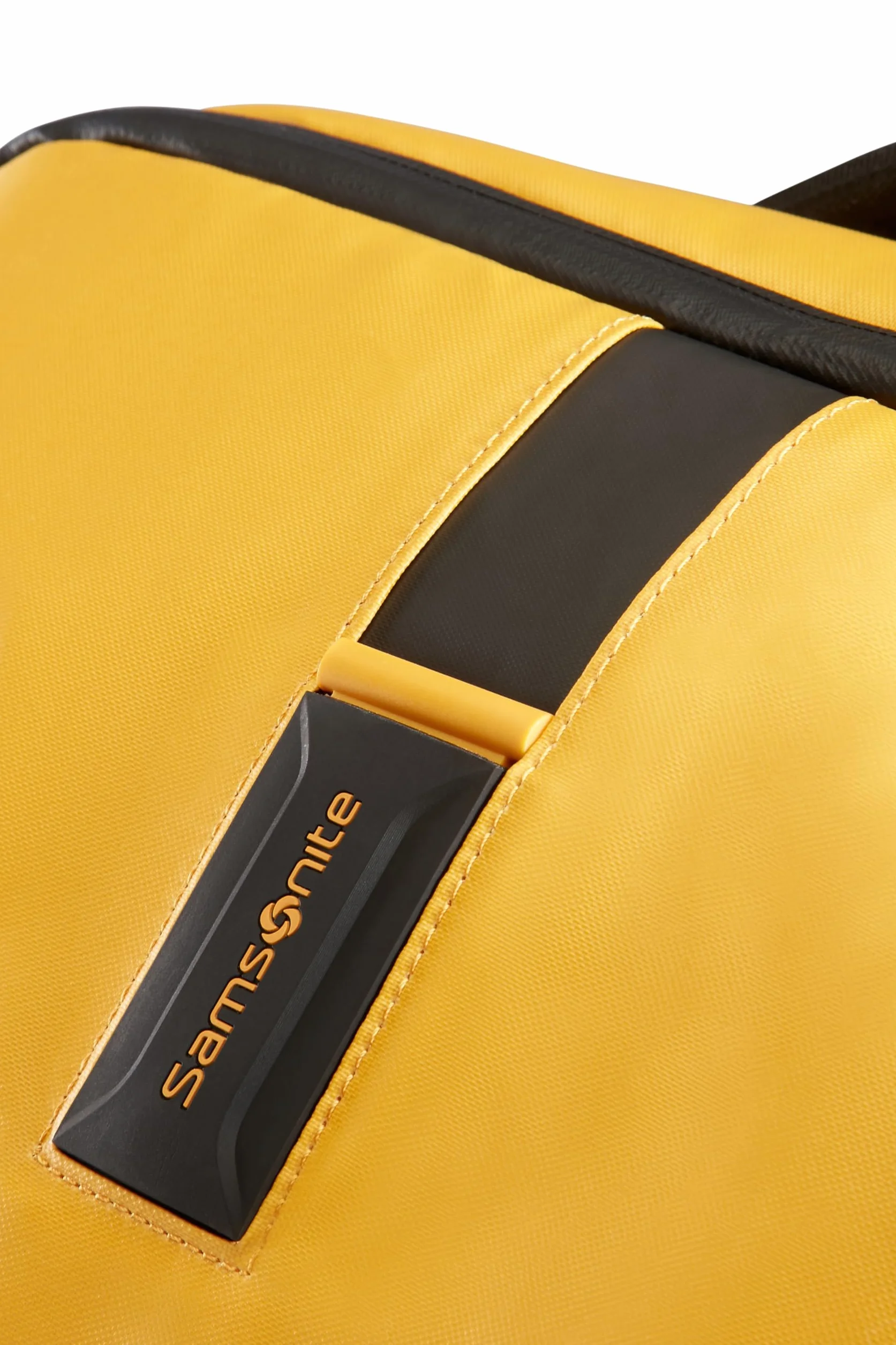 Samsonite Paradiver Light - Torba Podrózna na Kólkach (67 cm), Medium, Wodoodporna, Lekka, 74,5L, Zólty (Yellow)