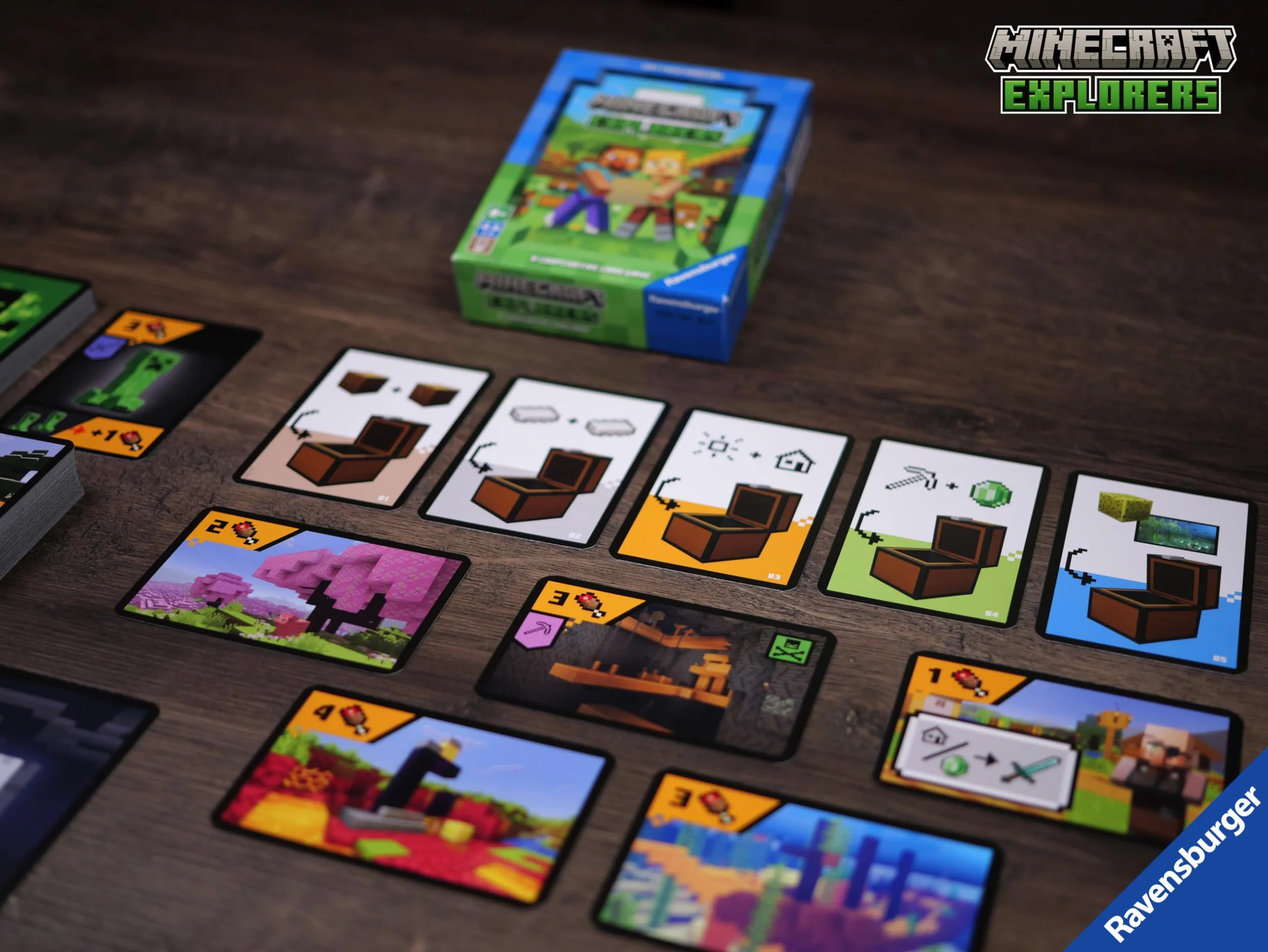 Ravensburger 21580 Minecraft Explorers - Kooperatives Kartenspiel für 1-4 Personen ab 8 Jahren: A Cooperative Card Game
