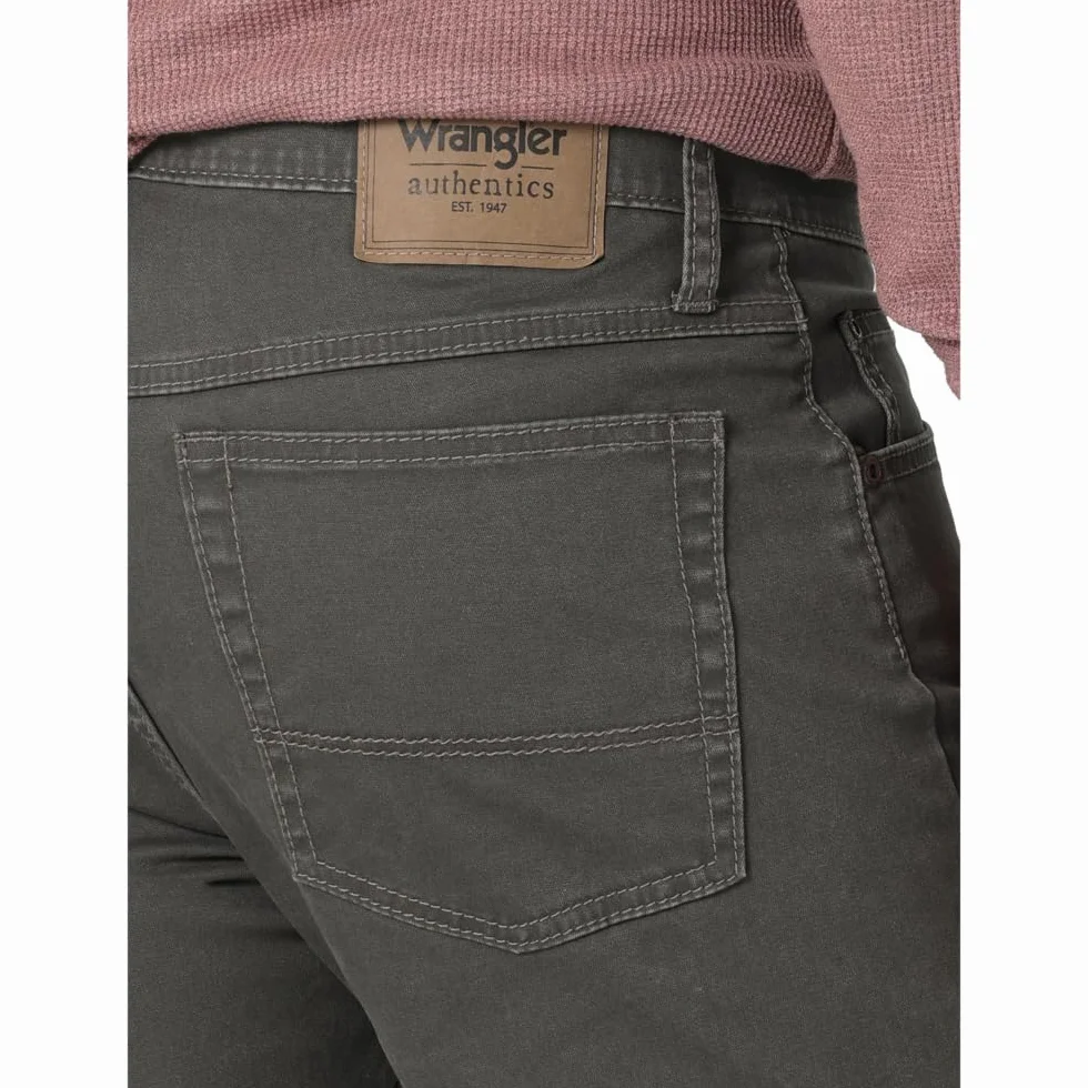 Wrangler Authentics Slim Fit Straight Leg Jean - Dżins Mężczyźni
