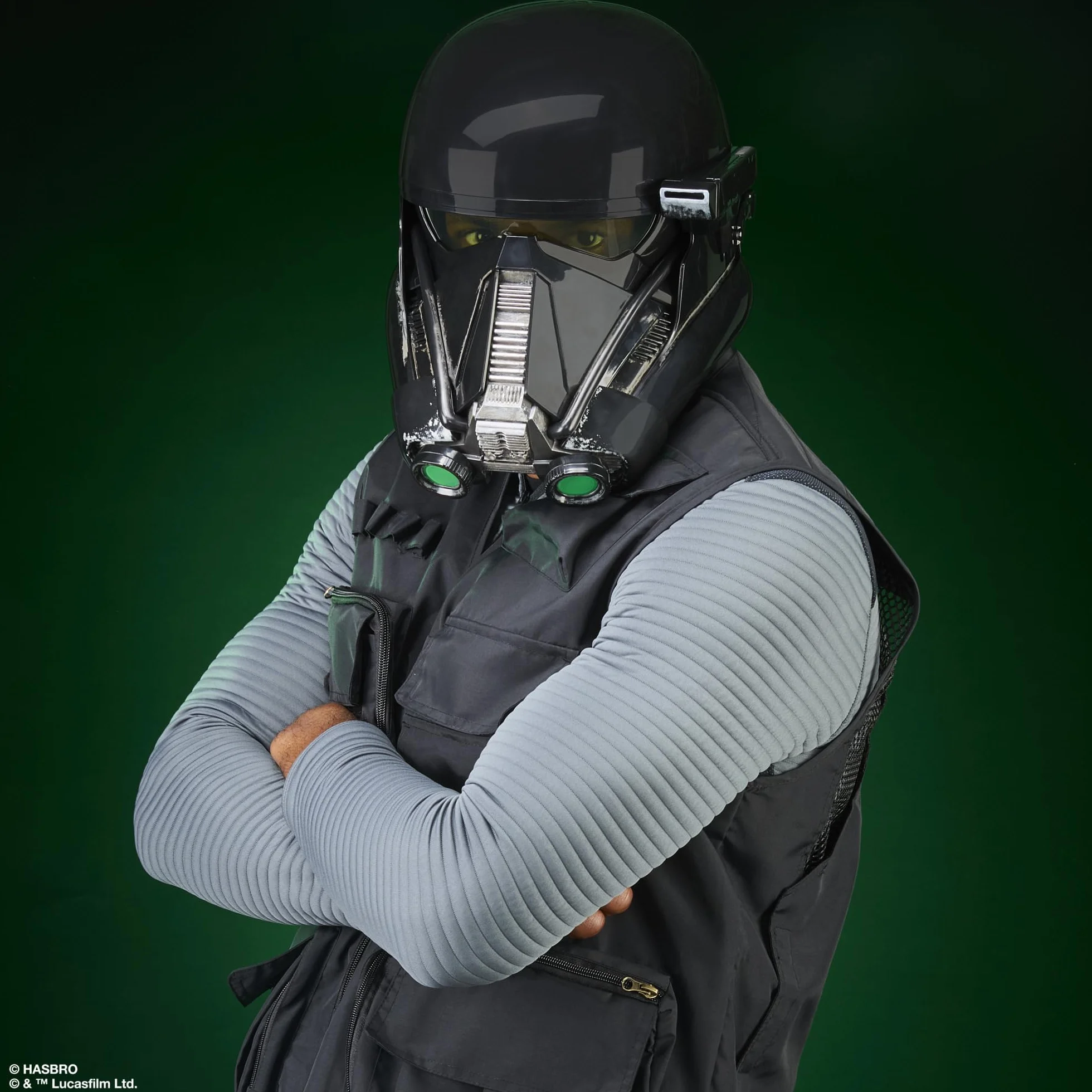 Hasbro Star Wars optymalnej jakości Elektroniczny Hełm Imperialnego Szturmowca Śmierci z Kolekcji Star Wars The Black Series, Zabawka Tematyczna dla Dorosłych