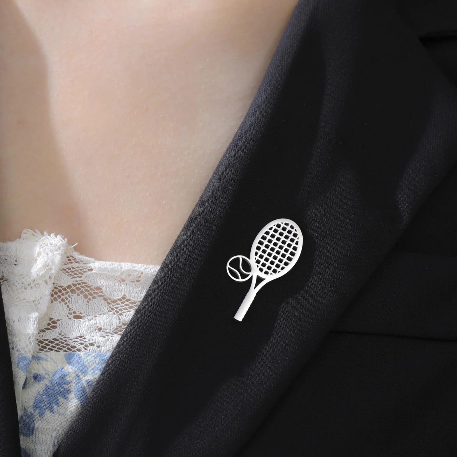 Broszka do rakiety tenisowej ze stali nierdzewnej sportowa przypinka do klapy nowość sportowa biżuteria akcesoria na co dzień wydarzenie i zajęcia na świeżym powietrzu