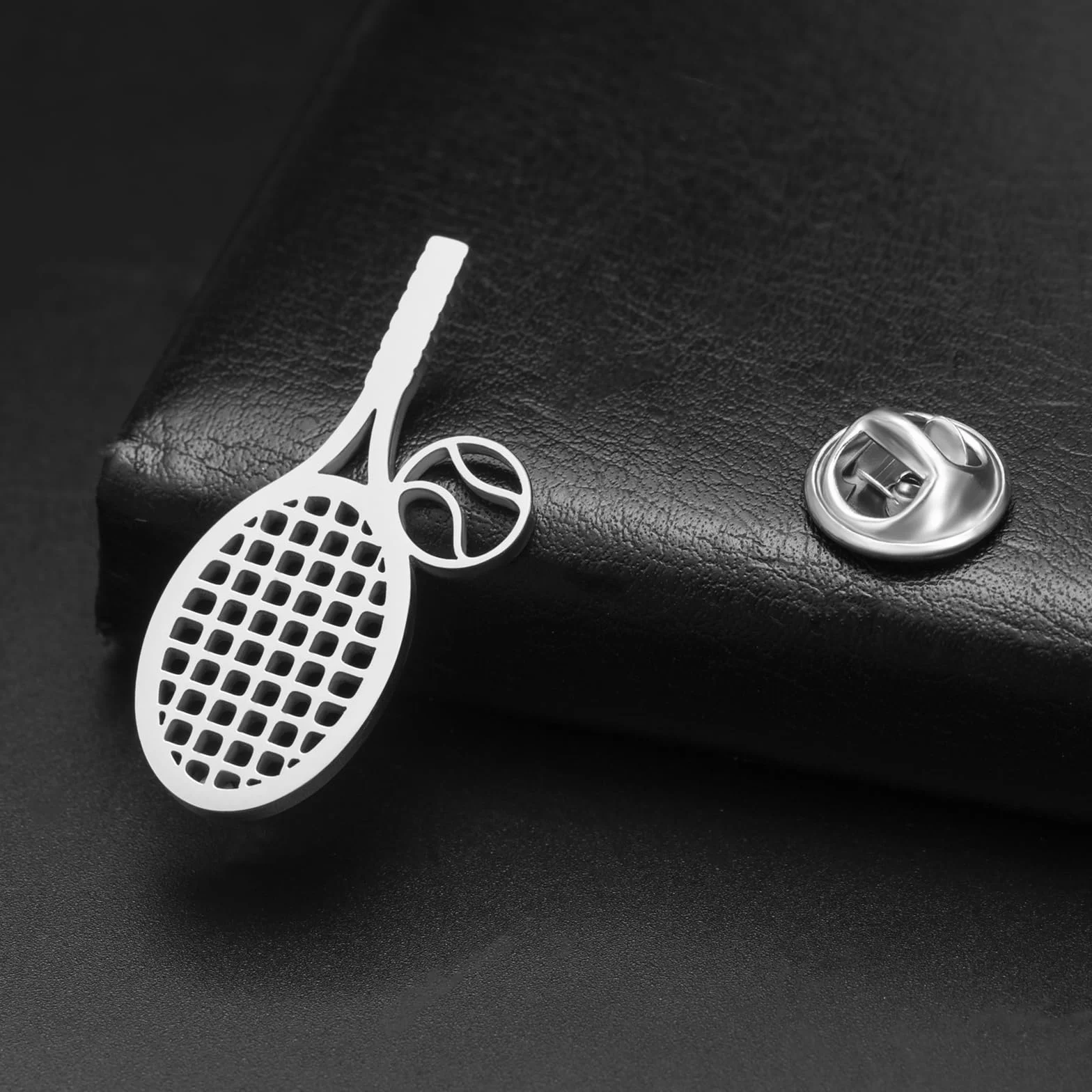 Broszka do rakiety tenisowej ze stali nierdzewnej sportowa przypinka do klapy nowość sportowa biżuteria akcesoria na co dzień wydarzenie i zajęcia na świeżym powietrzu