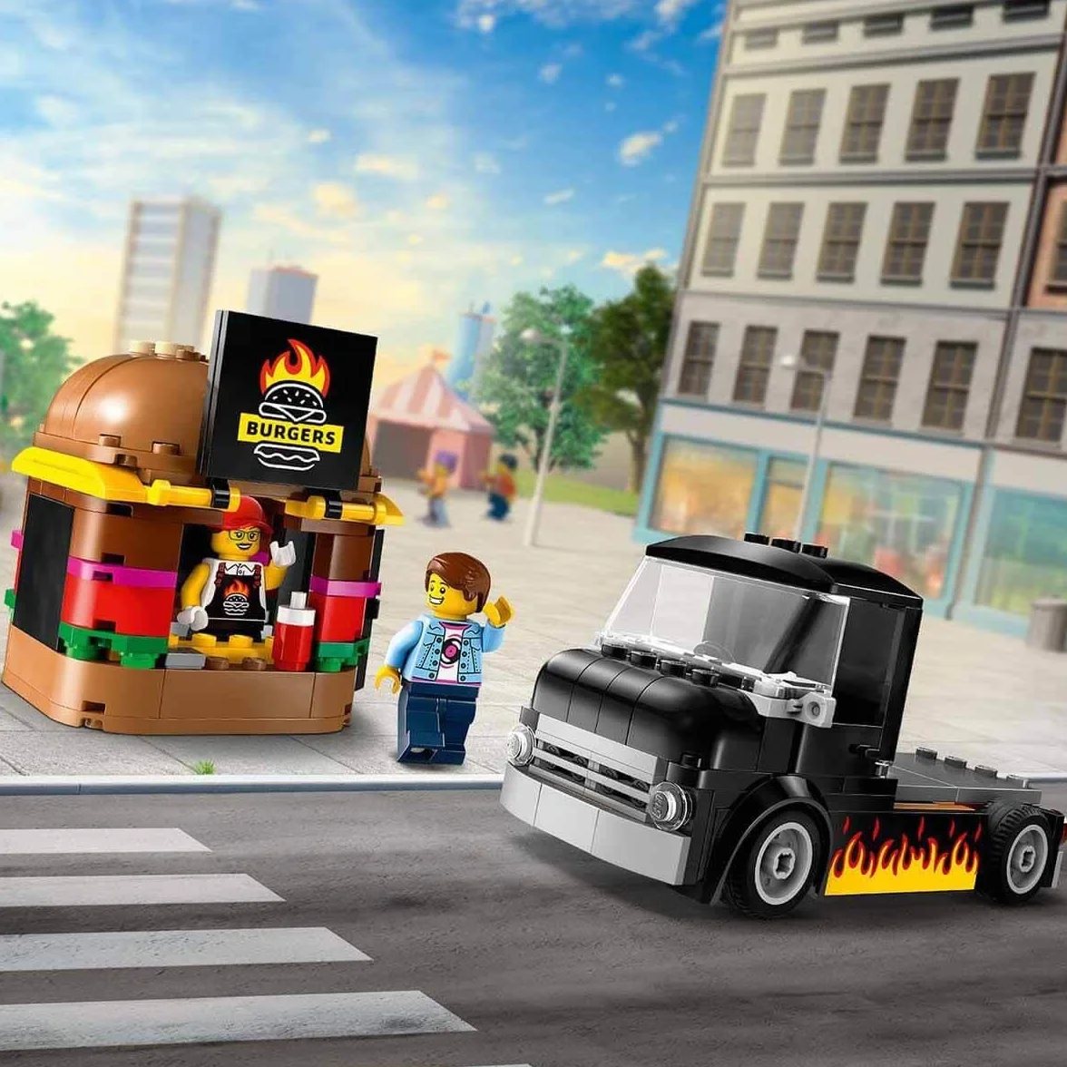 LEGO City Ciężarówka z burgerami, Ciężarówka-Zabawka do Zbudowania dla 5-latka, Zestaw Dla Fana Zabawek Kuchennych i Zabawy z Wyobraźnią, Prezent dla Dziewczynki i Chłopca od 5 lat, 60404