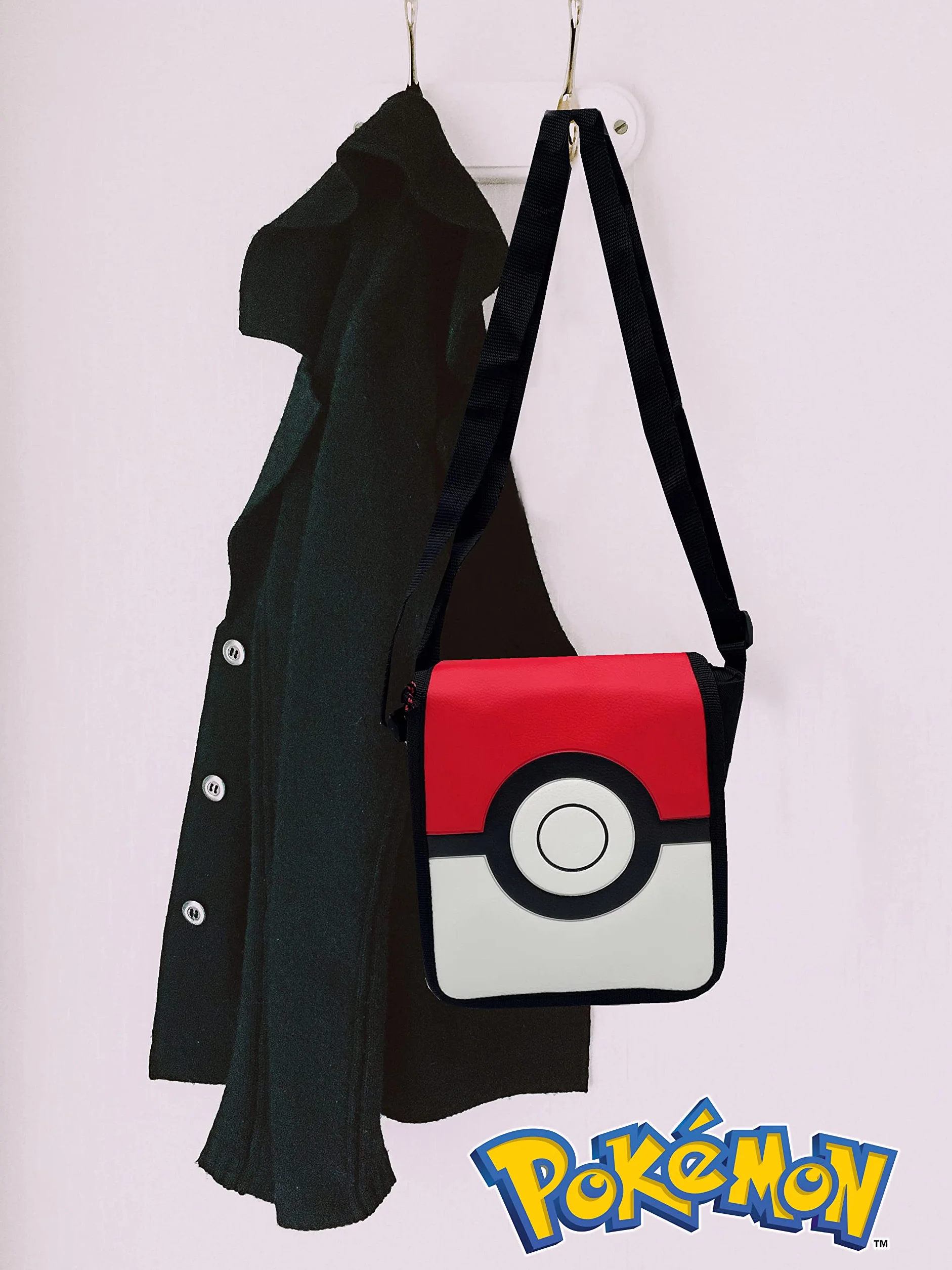 CYPBRANDS Pokemon Torba na ramię Pokeball, 20 x 6 x 16 cm