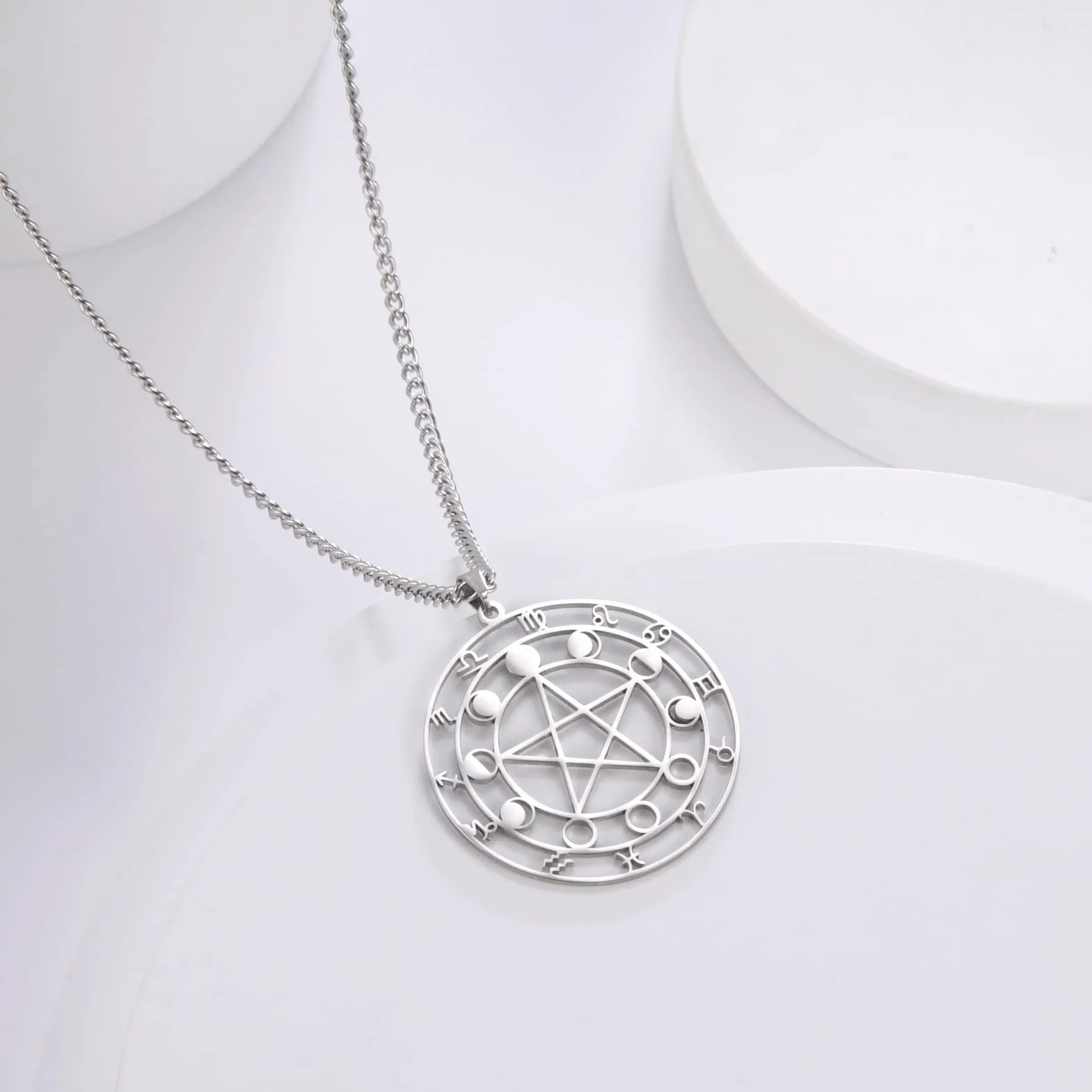 Dreamtimes Naszyjnik z wisiorkiem ze stali nierdzewnej, pentagram, 12 konstelacji, wisiorek celtycka, gwiazda, księżyc, wiccan, pogański naszyjnik, magiczny amulet, biżuteria dla mężczyzn i kobiet