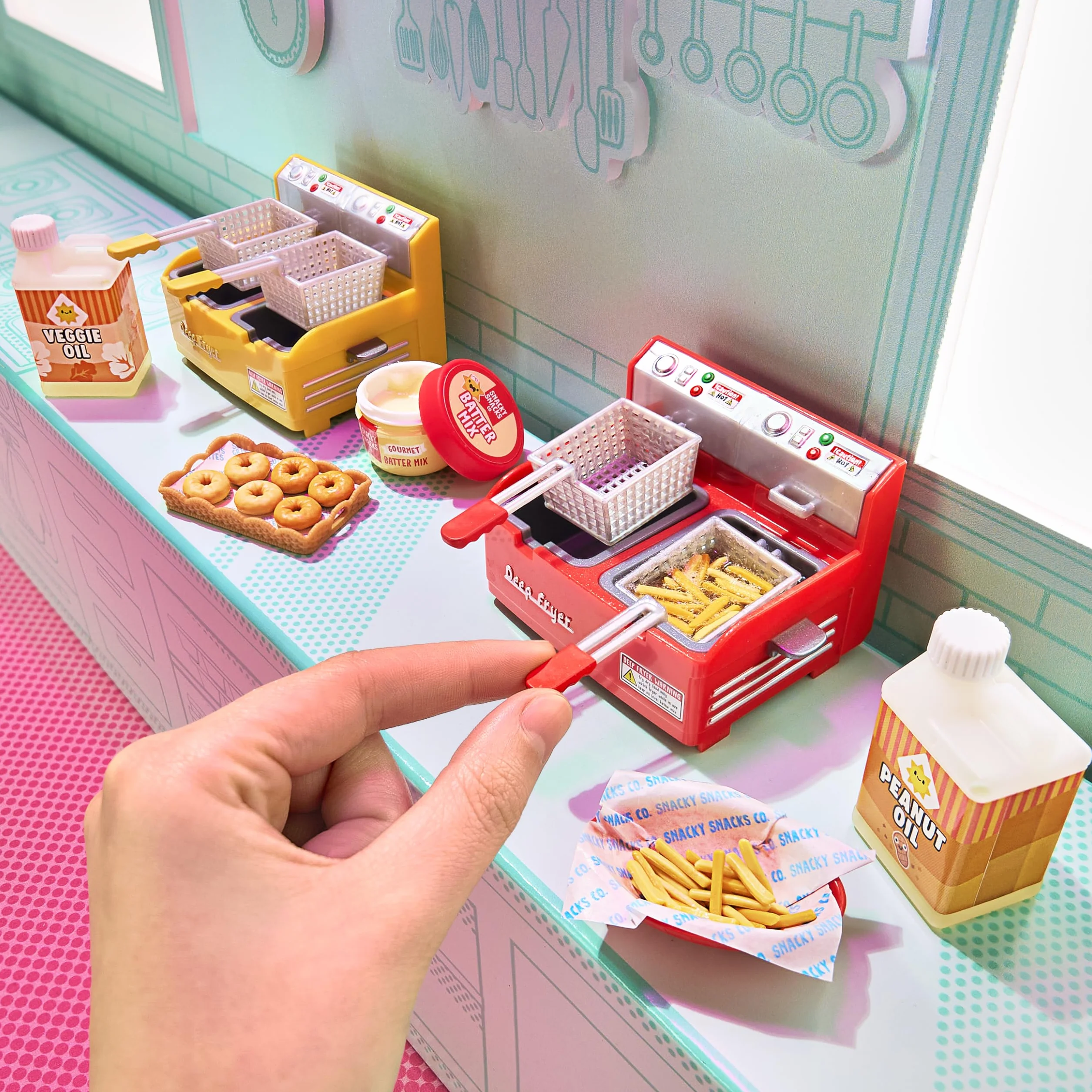 MGA's Miniverse Make It Mini From Scratch Appliances Series 3 - Działające Mini Urządzenia, Rękodzieło z Żywicy DIY, Zabawa w Kuchni, Niejadalne - dla Kolekcjonerów i Dzieci w Wieku 8+ Lat