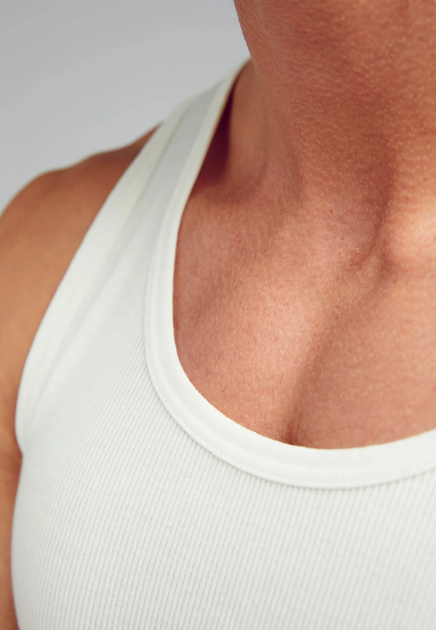 Jockey Classic Cotton Rib Ashirt - podkoszulek męski, tank top ze 100% czesanej bawełny, oddychający podkoszulek funkcyjny, bez rękawów, z drobnymi prążkami, szeroki krój