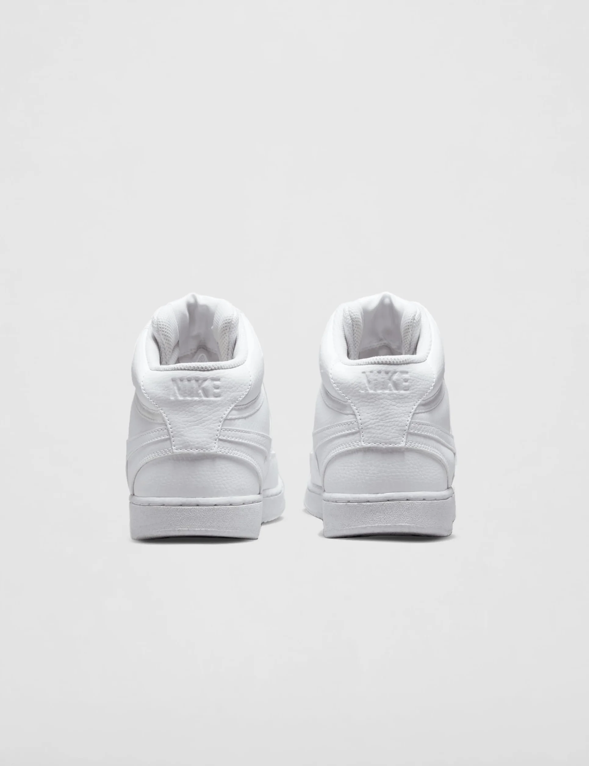NIKE Mężczyźni Court Vision Mid Next NatureSneakersy